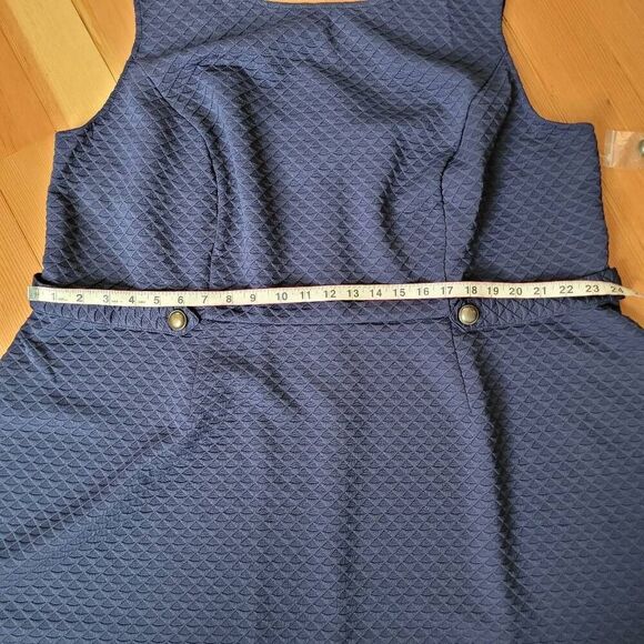 NWT Modcloth 4X navy blue sleeveless dress textured office closet staple - Picture 13 of 15